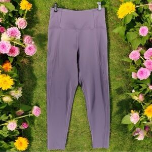 Girlfriend Collective Compressive High-Waisted Leggings in Color Smoke Size S